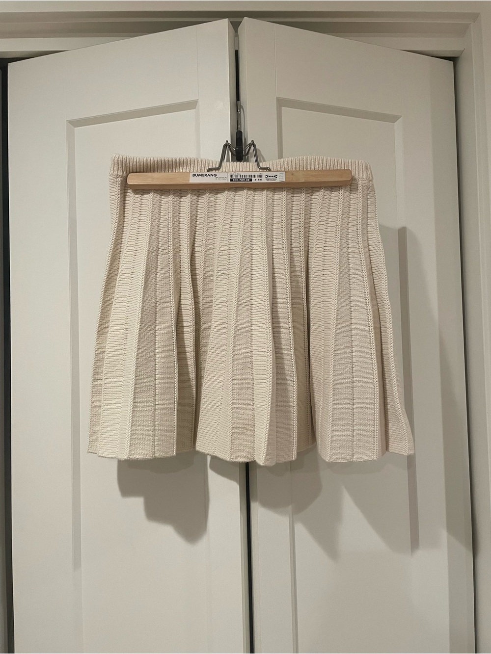 Reformation Mattia pleated mini skirt - Picture 3 of 4